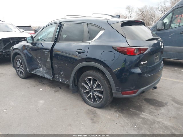 Mazda Cx-5 Touring 2018 JM3KFACM2J1423354 Image 3