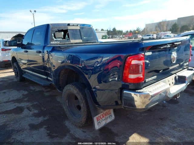 43893260 :رقم المزاد ، 3C63RRGL7MG538131 vin ، 2021 Ram 3500 Tradesman  4x4 8' Box مزاد بيع
