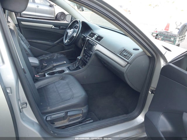 Продаж на аукціоні авто 2014 Volkswagen Passat 1.8t Se, vin: 1VWBT7A33EC108391, номер лоту: 43893268