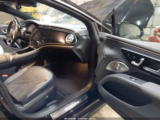 2022 MERCEDES-BENZ EQS 580 W1KCG4EBXNA003361 Photo 4
