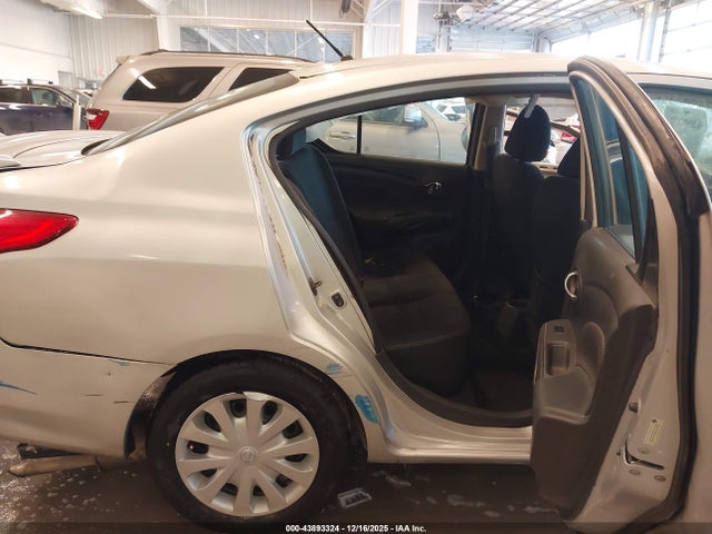 Aukcja sprzedaży 2017 Nissan Versa 1.6 Sv, vin: 3N1CN7AP3HL881443, numer aukcji: 43893324