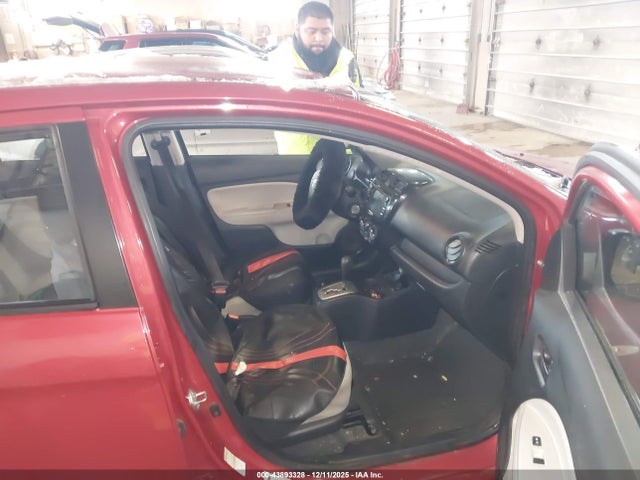 2018 MITSUBISHI MIRAGE G4 ML32F3FJ5JHF06909 Photo 4