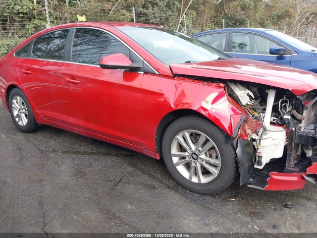 Hyundai SONATA SE 2017 5NPE24AF6HH500222 Image 32