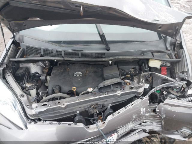 2018 TOYOTA SIENNA 5TDYZ3DC6JS944656 Photo 9