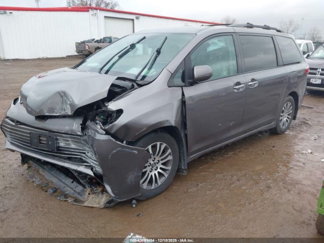 2018 TOYOTA SIENNA 5TDYZ3DC6JS944656 Photo 1