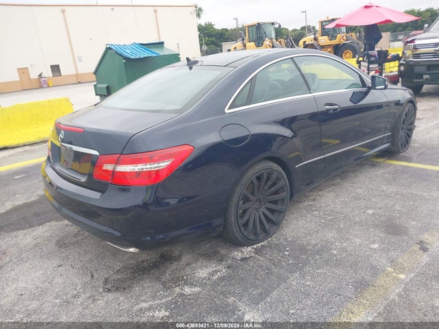2012 MERCEDES-BENZ E 550 WDDKJ7DB1CF154668 Photo 3