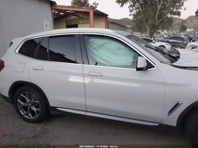 5UXTY3C06M9H10218 BMW X3 Sdrive30i