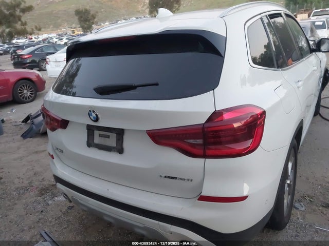 5UXTY3C06M9H10218 BMW X3 Sdrive30i
