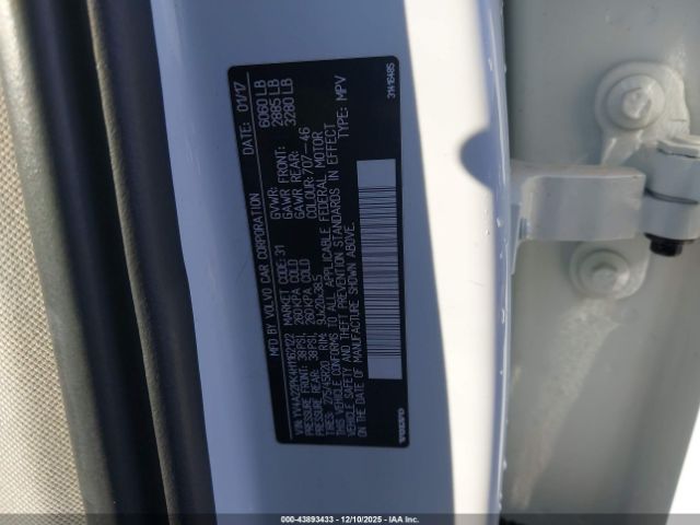 2017 VOLVO XC90 YV4A22PK4H1162122 Photo 8