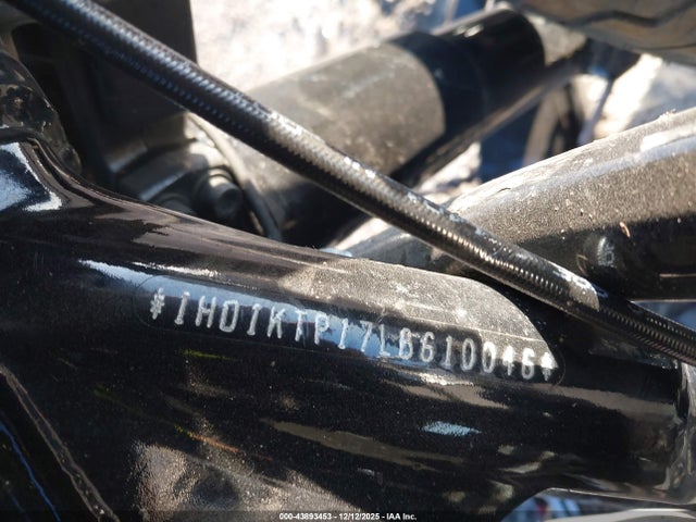 2020 HARLEY-DAVIDSON FLTRXS 1HD1KTP17LB610046 Photo 9