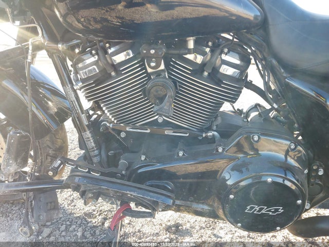 2020 HARLEY-DAVIDSON FLTRXS 1HD1KTP17LB610046 Photo 8