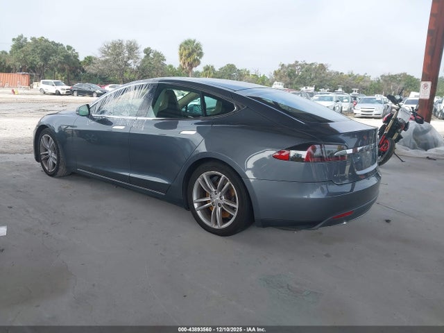 2013 TESLA MODEL S 5YJSA1CN7DFP05324 Photo 2