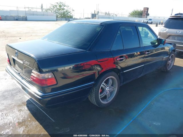 1994 MERCEDES-BENZ E WDBEA32E3RC103002 Photo 3