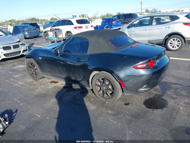 2021 MAZDA MX-5 MIATA JM1NDAB71M0453057 Photo 2