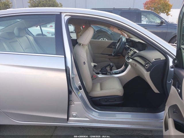 1HGCR6F51FA002367 Honda Accord Hybrid Ex-l