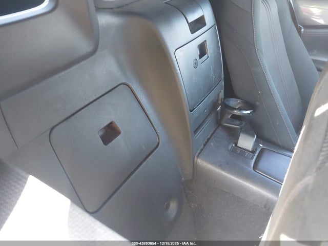 43893654 :رقم المزاد ، JM1NDAC73J0205354 vin ، 2018 Mazda Mx-5 Miata Club مزاد بيع