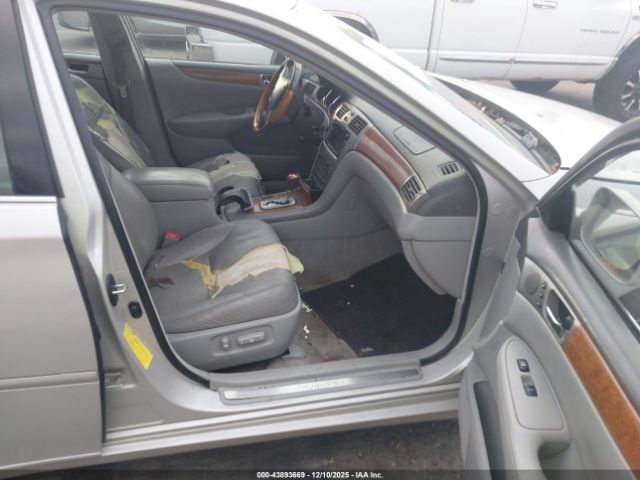 2005 LEXUS ES 330 JTHBA30G755097985 Photo 4