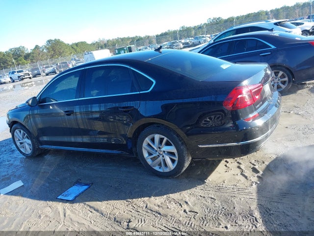 1VWBA7A35JC023164 Volkswagen Passat 2.0t Se