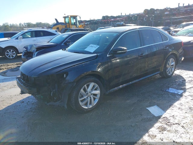 1VWBA7A35JC023164 Volkswagen Passat 2.0t Se
