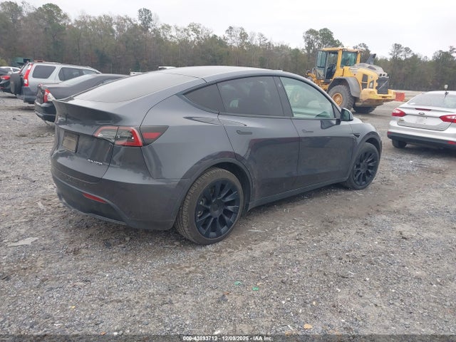 2021 TESLA MODEL Y 5YJYGDEE3MF255078 Photo 3