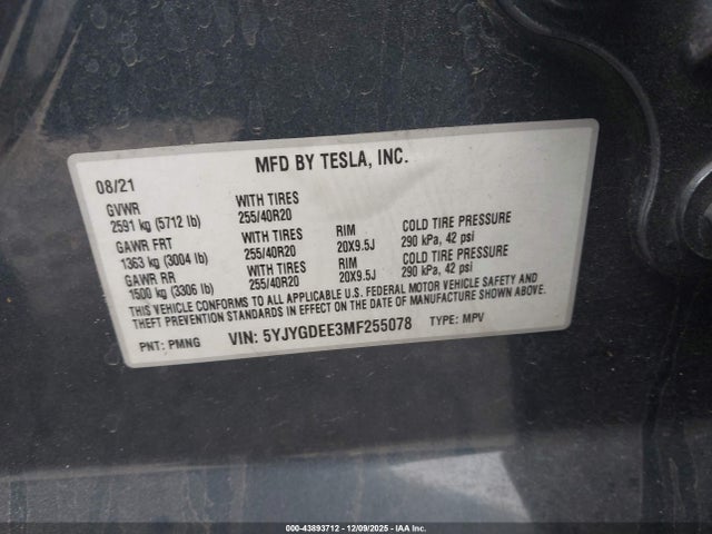 2021 TESLA MODEL Y 5YJYGDEE3MF255078 Photo 8