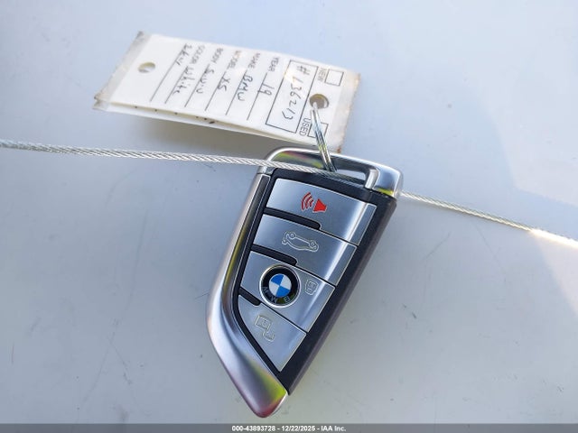 2019 BMW X5 5UXCR6C50KLL36213 Photo 10