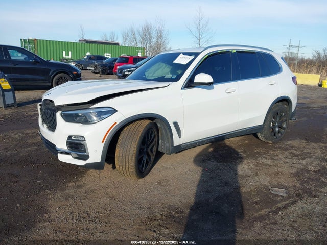 2019 BMW X5 5UXCR6C50KLL36213 Photo 1