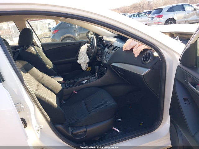 43893764 :رقم المزاد ، JM1BL1UG9C1537493 vin ، 2012 Mazda Mazda3 I Sport مزاد بيع