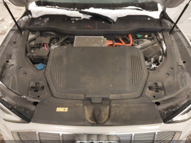 2019 AUDI E-TRON WA1VABGE7KB012731 Photo 9