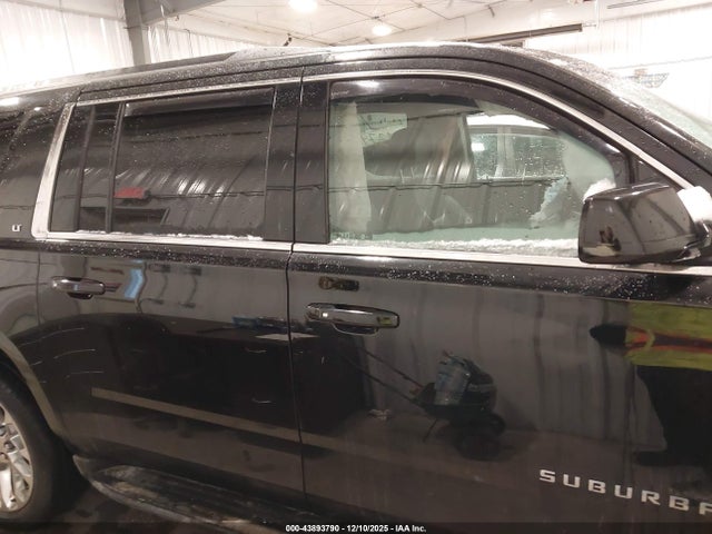 Chevrolet Suburban Lt 2018 1GNSKHKC3JR267453 Image 14