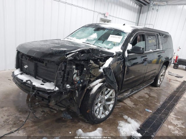 Chevrolet Suburban Lt 2018 1GNSKHKC3JR267453 Image 2
