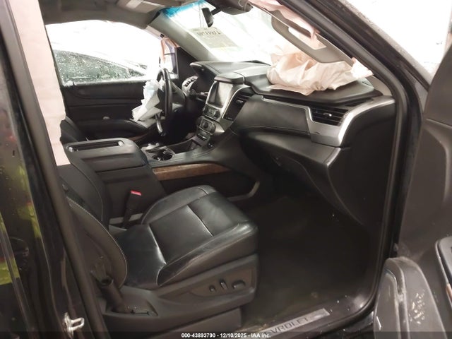 Chevrolet Suburban Lt 2018 1GNSKHKC3JR267453 Image 5