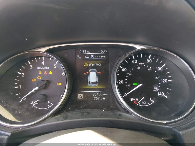 5N1AT2ML1FC845180 Nissan ROGUE SV