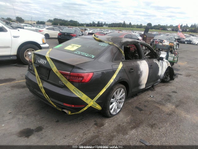 2017 AUDI A4 WAUANAF49HN008082 Photo 3