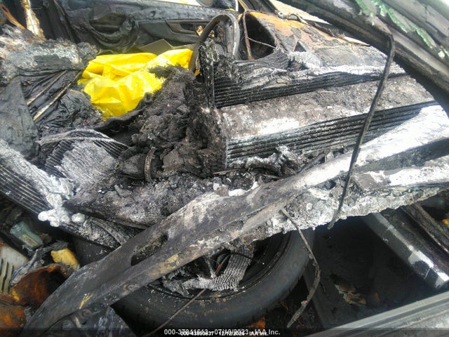 2017 AUDI A4 WAUANAF49HN008082 Photo 4