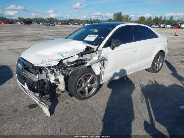 2016 AUDI A3 WAUA7GFF0G1053853 Photo 1