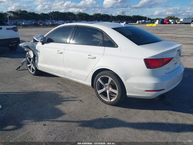2016 AUDI A3 WAUA7GFF0G1053853 Photo 2