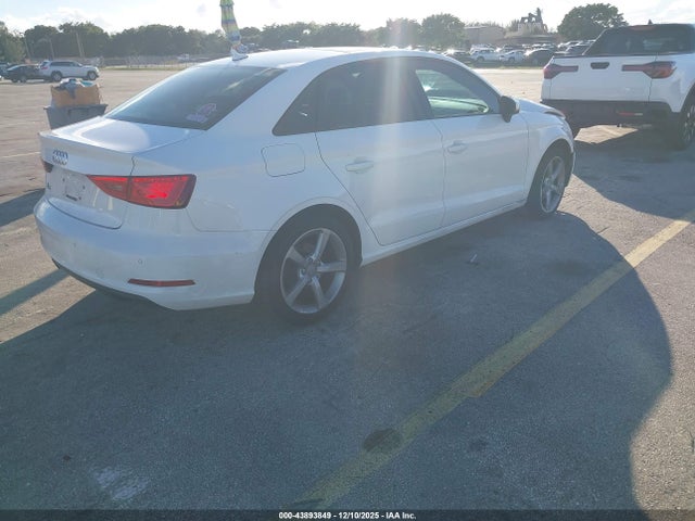 2016 AUDI A3 WAUA7GFF0G1053853 Photo 3