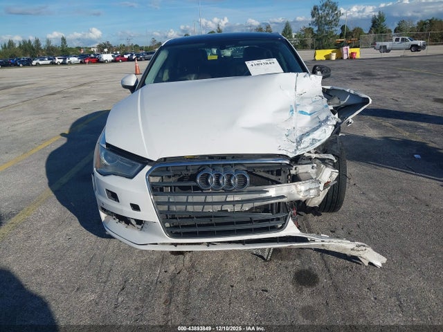 2016 AUDI A3 WAUA7GFF0G1053853 Photo 5