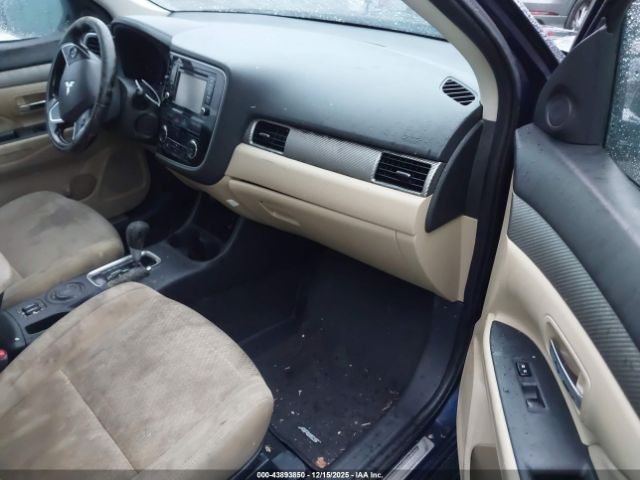 2016 MITSUBISHI OUTLANDER JA4AD3A34GZ011182 Photo 4