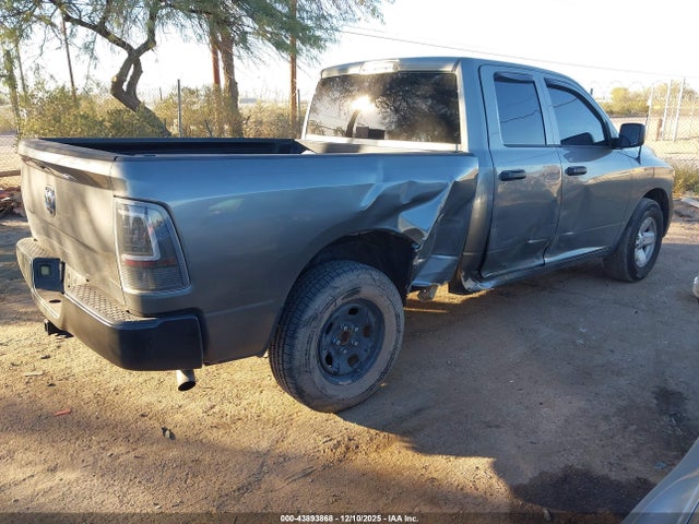 2013 RAM 1500 1C6RR6FP4DS643702 Photo 3