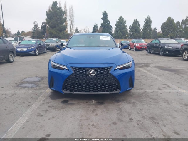 Lexus IS 2021 JTHCA1D22M5117288 Image 25