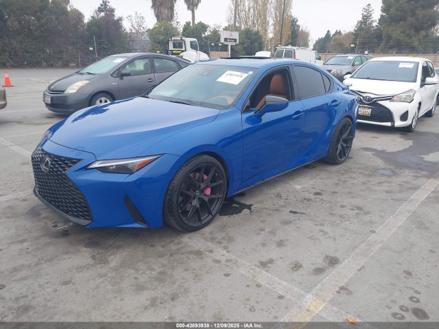 Lexus IS 2021 JTHCA1D22M5117288 Image 15