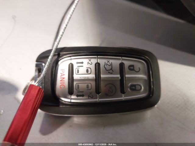 2019 CHRYSLER PACIFICA 2C4RC1BG8KR666210 Photo 10