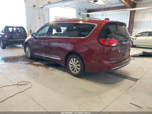 2019 CHRYSLER PACIFICA 2C4RC1BG8KR666210 Photo 2