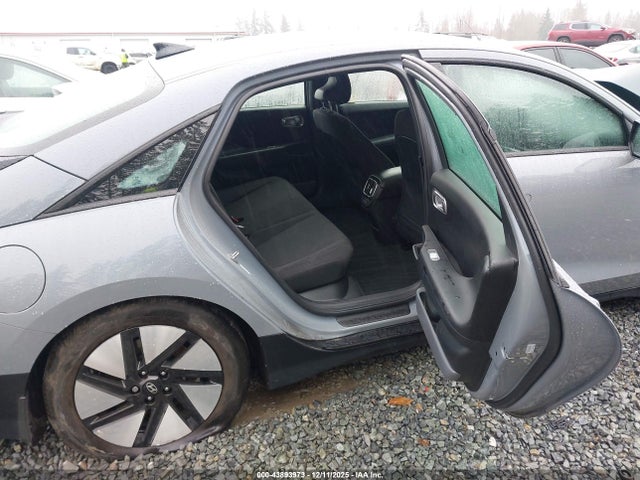 Hyundai Ioniq 6 Se 2024 KMHM24AA4RA071697 Image 8