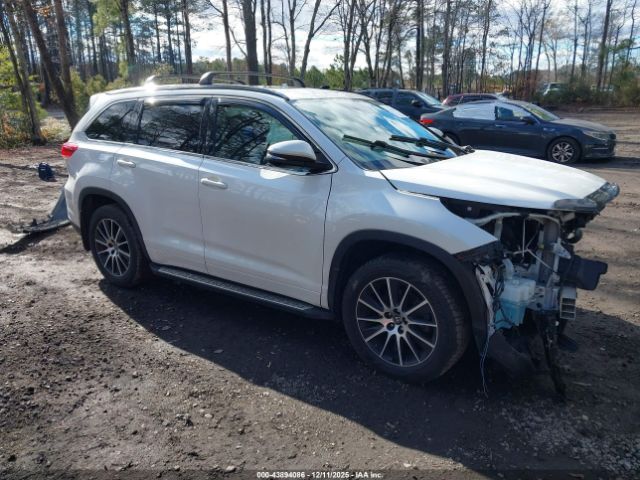 2017 TOYOTA HIGHLANDER 5TDJZRFH2HS442573