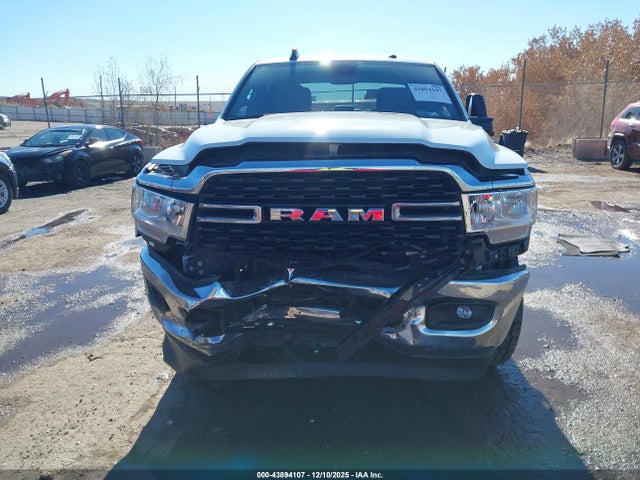 Продажа на аукционе авто 2024 Ram 2500 Big Horn  4x4 6'4 Box, vin: 3C6UR5DL6RG310968, номер лота: 43894107