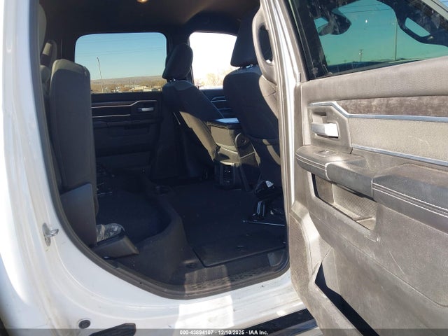 Продажа на аукционе авто 2024 Ram 2500 Big Horn  4x4 6'4 Box, vin: 3C6UR5DL6RG310968, номер лота: 43894107