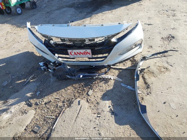1HGCV1F13KA088786 Honda Accord